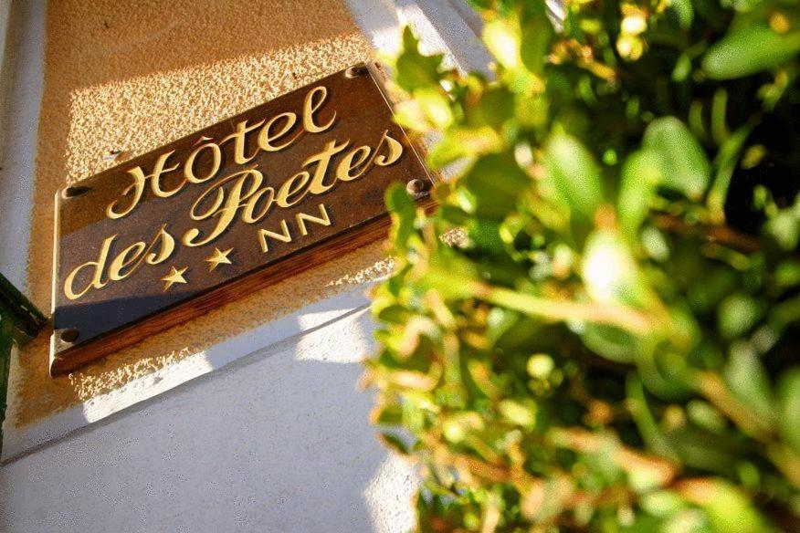 Hotel Des Poetes Avec Parking Sur Reservation بزييه المظهر الخارجي الصورة